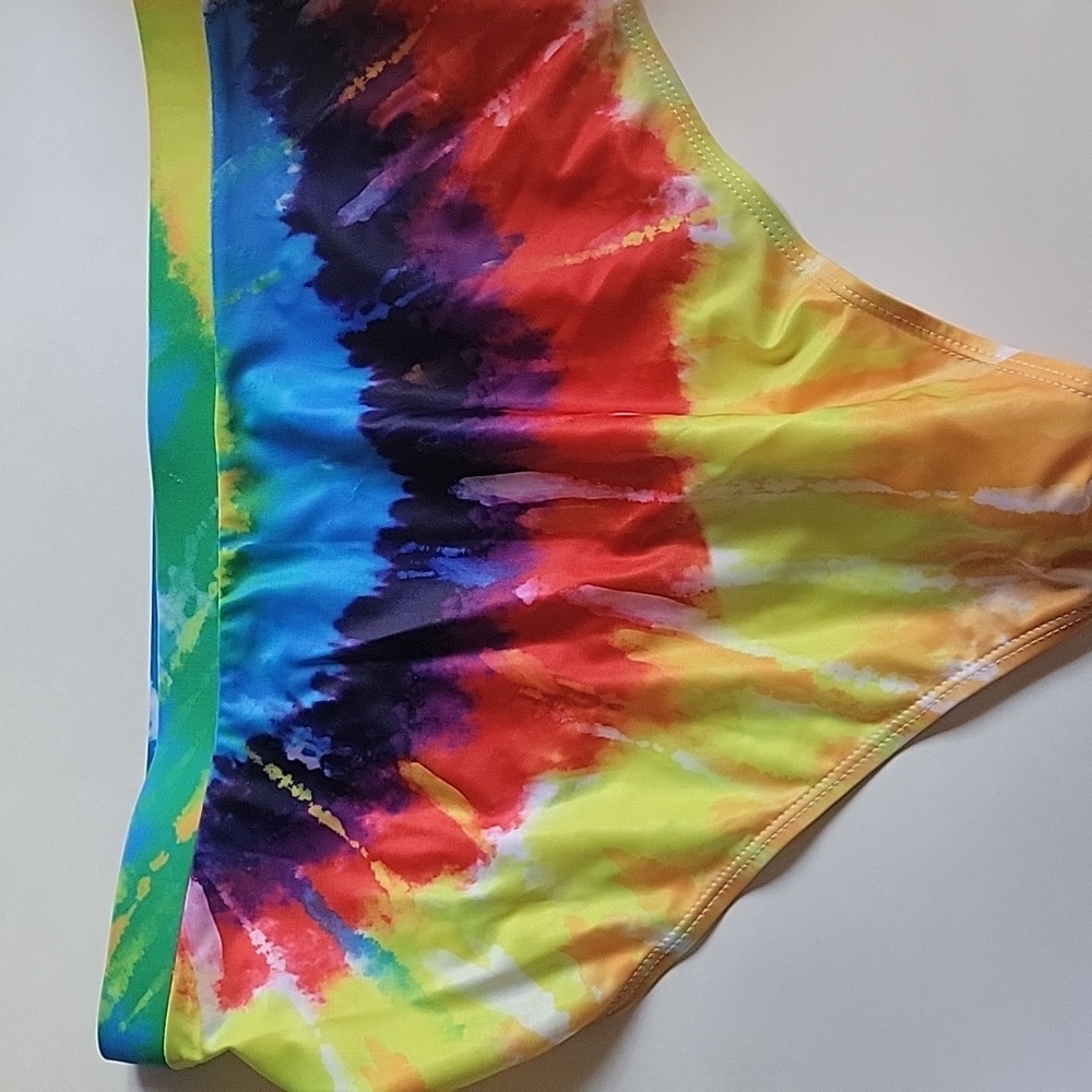 Tiedye swimsuit - Picture 3 of 5